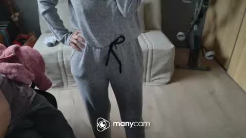 Snapshot of lolacharly chatting on January 2025 01:23:02 PM z1cpl38 online show from January 2025 01:23:02 PM