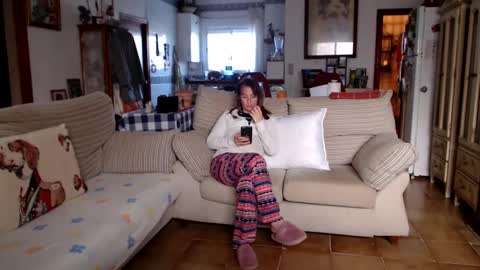 Snapshot of lolahueso chatting on January 2025 09:15:01 AM LOLA HUESO y ERIC online show from January 2025 09:15:01 AM