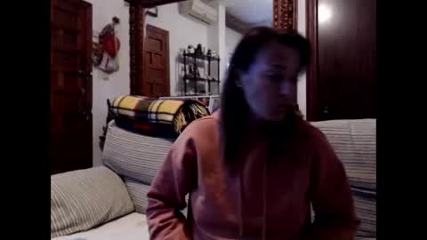 Snapshot of lolahueso chatting on January 2025 05:10:02 PM LOLA HUESO y ERIC online show from January 2025 05:10:02 PM