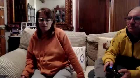 Snapshot of lolahueso chatting on February 2025 07:22:02 PM LOLA HUESO y ERIC online show from February 2025 07:22:02 PM