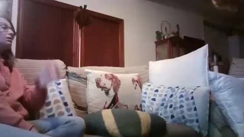 Snapshot of lolahueso chatting on February 2025 05:26:02 PM LOLA HUESO y ERIC online show from February 2025 05:26:02 PM