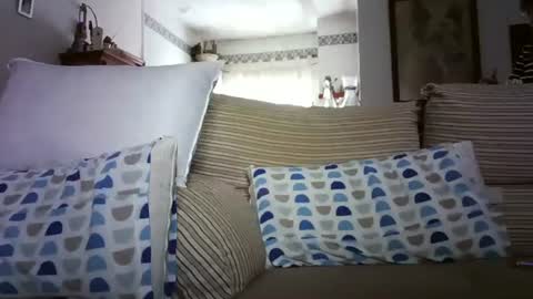 Snapshot of lolahueso chatting on March 2025 03:56:01 PM LOLA HUESO y ERIC online show from March 2025 03:56:01 PM