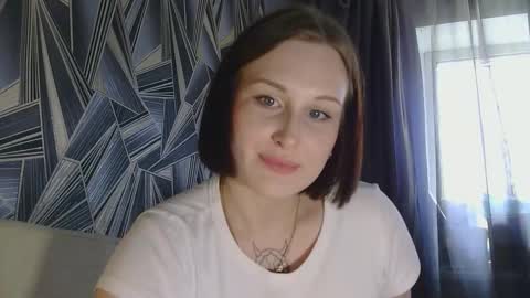 Snapshot of lolalibellule chatting on September 2025 08:28:02 AM Lola online show from September 2025 08:28:02 AM