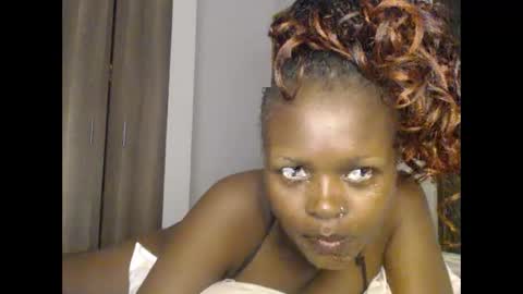 lolamia7 online show from February 2025 01:50:02 PM