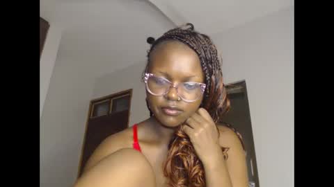 lolamia7 online show from February 2025 04:47:01 AM