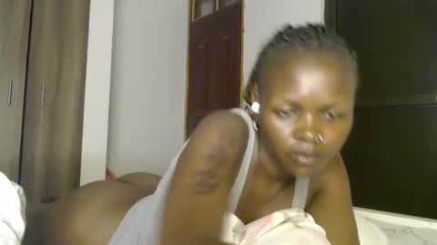 lolamia7 online show from March 2025 03:27:02 PM