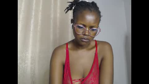 Snapshot of lolamia7 chatting on March 2026 06:06:01 AM lolamia7 online show from March 2026 06:06:01 AM
