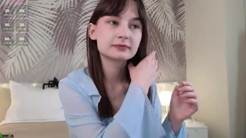 Lola online show from October 2025 01:35:01 AM