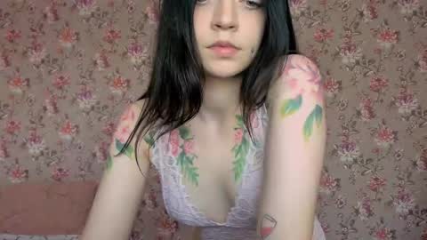 Snapshot of lolarozzie chatting on May 2026 03:57:02 AM Lola Next stream January 6th at 0500am 30 minutes GMT online show from May 2026 03:57:02 AM