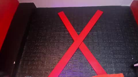 Lola online show from October 2025 12:17:01 PM