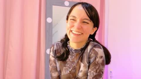 Lola online show from October 2025 11:44:02 AM