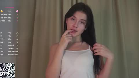 Maria online show from December 2025 08:25:01 PM