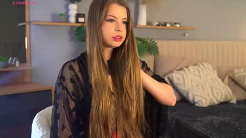 Lola online show from February 2026 08:13:01 AM