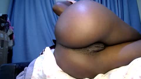 Snapshot of lolli_pop98 chatting on November 2025 06:29:01 PM zuri online show from November 2025 06:29:01 PM