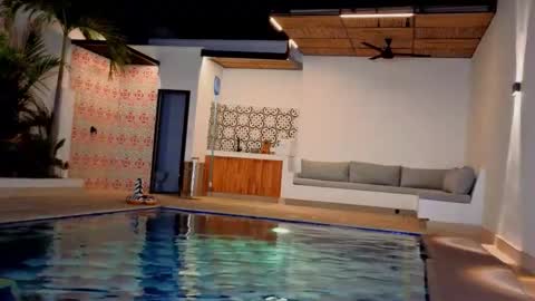 Rose online show from October 2025 04:59:01 AM