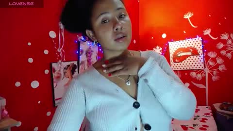 lollita_little online show from November 2025 03:01:02 PM
