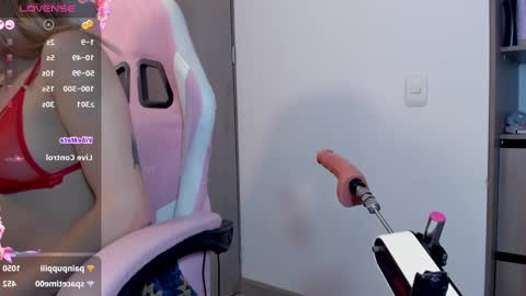 Snapshot of lolly_js_ chatting on January 2025 05:00:01 AM Lolly online show from January 2025 05:00:01 AM