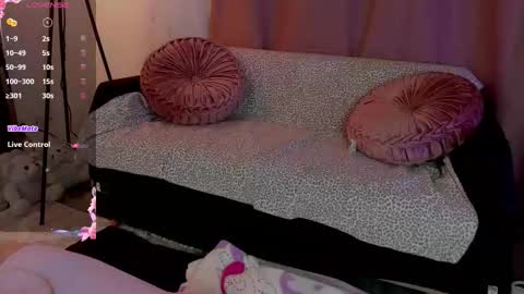 Snapshot of lolly_js_ chatting on October 2025 01:59:01 AM Lolly online show from October 2025 01:59:01 AM