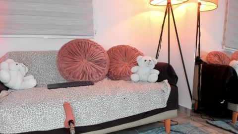 Snapshot of lolly_js_ chatting on April 2026 01:37:02 AM Lolly online show from April 2026 01:37:02 AM