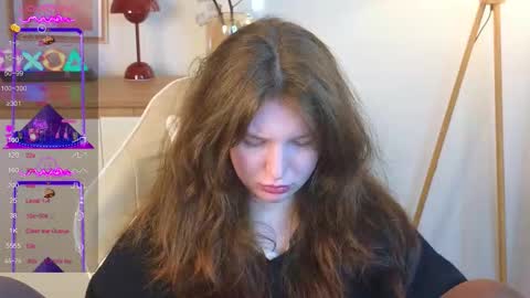 Mona online show from October 2025 12:33:01 PM