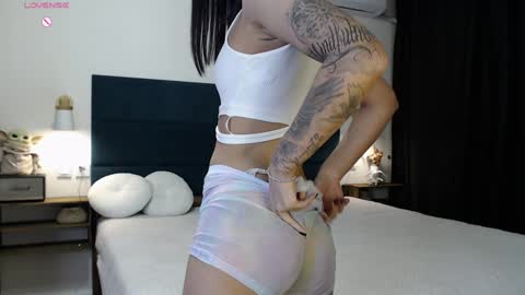 Snapshot of lolly_turner chatting on January 2025 02:11:01 AM lolly_turner online show from January 2025 02:11:01 AM