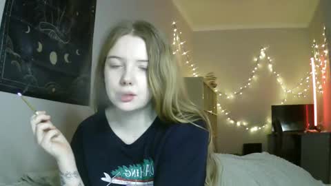 Lilly online show from January 2025 09:23:02 PM