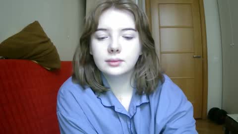 Snapshot of lollylol11 chatting on February 2025 11:02:01 AM Lilly online show from February 2025 11:02:01 AM