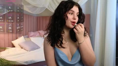 Snapshot of lollyy_pop chatting on June 2026 01:30:01 AM lollyy_pop online show from June 2026 01:30:01 AM
