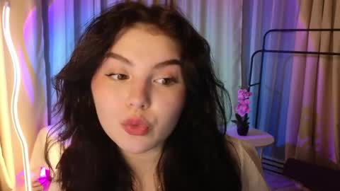 Snapshot of lollyy_pop chatting on June 2026 01:32:02 AM lollyy_pop online show from June 2026 01:32:02 AM