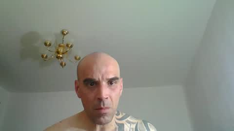 Snapshot of lolotatto chatting on April 2026 05:10:01 PM lolotatto online show from April 2026 05:10:01 PM