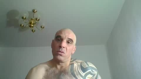 Snapshot of lolotatto chatting on April 2026 11:57:02 PM lolotatto online show from April 2026 11:57:02 PM
