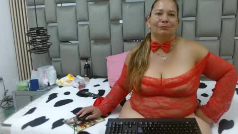 loly47 online show from September 2025 03:58:02 PM