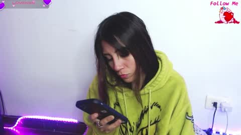 Snapshot of loly_pink_ chatting on April 2026 09:13:01 AM Loly online show from April 2026 09:13:01 AM