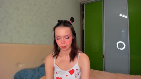 SallyBunny online show from October 2025 02:25:02 AM