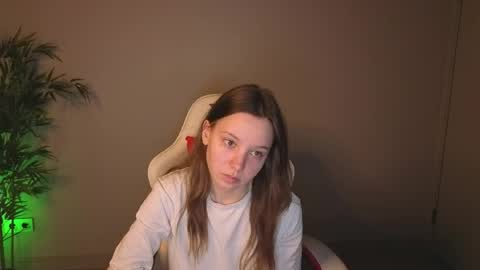 Snapshot of lolytaberry chatting on May 2026 02:17:01 AM lolytaberry online show from May 2026 02:17:01 AM