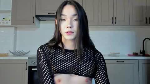 Snapshot of lona_lii chatting on November 2025 04:06:02 PM Lona online show from November 2025 04:06:02 PM