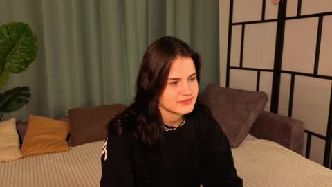 MIA online show from November 2025 07:40:01 AM