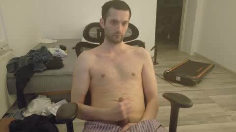 Snapshot of londonboy918070 chatting on March 2025 12:12:02 PM londonboy918070 online show from March 2025 12:12:02 PM