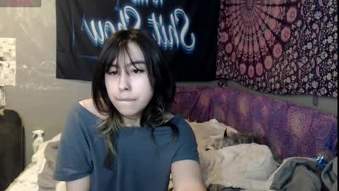 Snapshot of londonray chatting on September 2025 09:00:01 AM londonray online show from September 2025 09:00:01 AM