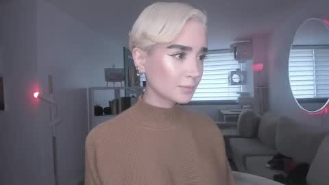 SABRINA online show from February 2025 02:54:01 PM