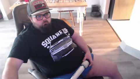 Snapshot of lonewolfgarage chatting on February 2026 06:40:02 PM lonewolfgarage online show from February 2026 06:40:02 PM