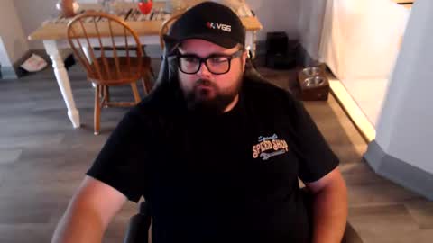 Snapshot of lonewolfgarage chatting on June 2026 06:24:02 PM lonewolfgarage online show from June 2026 06:24:02 PM
