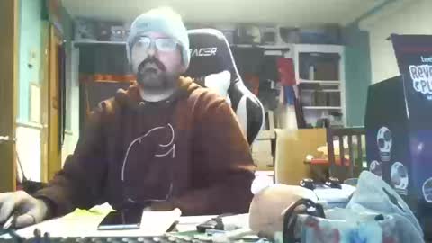 longandcut99 online show from October 2025 04:51:01 PM