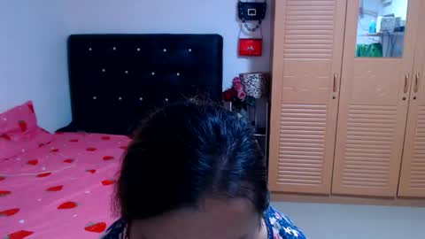 Snapshot of longasiansausage chatting on October 2025 08:33:01 AM TOPwithEXTRABiG online show from October 2025 08:33:01 AM