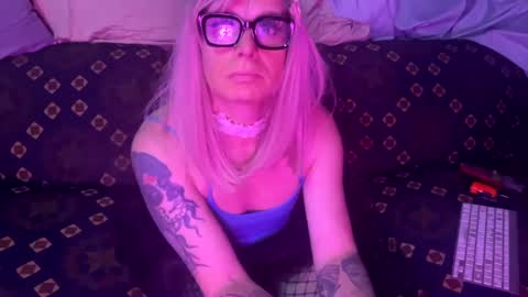 Snapshot of longbeachcd69 chatting on February 2025 11:32:02 AM longbeachcd69 online show from February 2025 11:32:02 AM