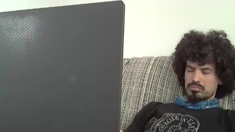 Snapshot of longnight5 chatting on December 2024 01:05:02 PM Alejandro Rulitos Twitter longnight55 Intagram 5longnight5 online show from December 2024 01:05:02 PM