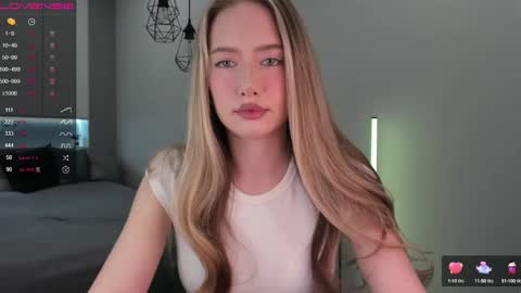 Snapshot of longoriaeva chatting on December 2024 02:48:02 PM Eva online show from December 2024 02:48:02 PM