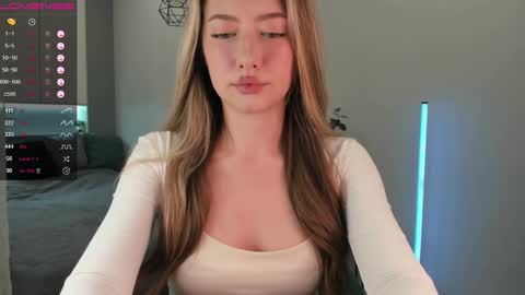 Snapshot of longoriaeva chatting on February 2025 05:11:02 PM Eva online show from February 2025 05:11:02 PM