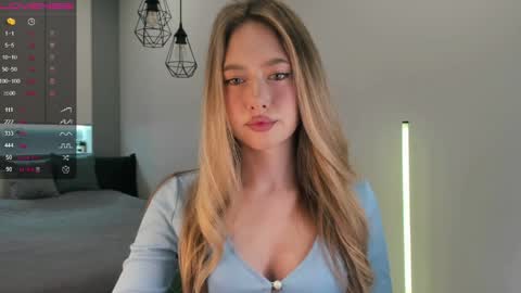 Snapshot of longoriaeva chatting on April 2026 02:37:01 PM Eva online show from April 2026 02:37:01 PM