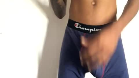 longshaft_ online show from November 2025 03:34:02 PM